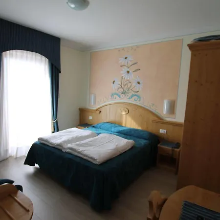 Florida 3* Molveno